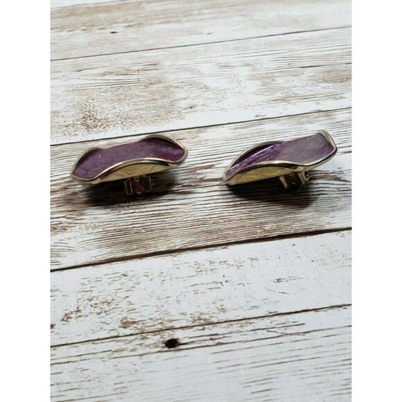Vintage Clip On Earrings - Unusual Purple Folded Triangle Design Statement - Picture 6 of 6